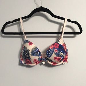 Victoria’s Secret Super Push-up Bra